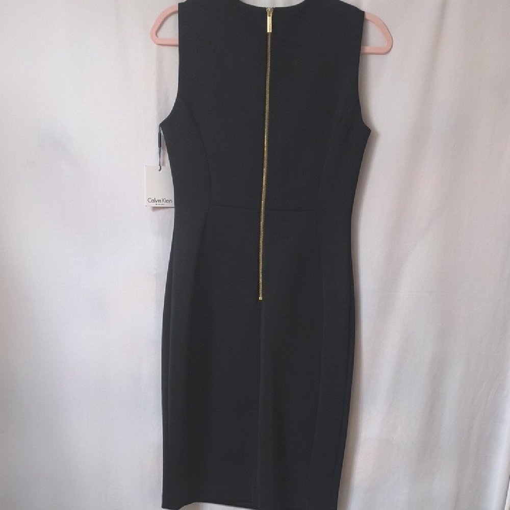 Elegant Black Dress with Blue Floral Accents - Picture 10 of 12
